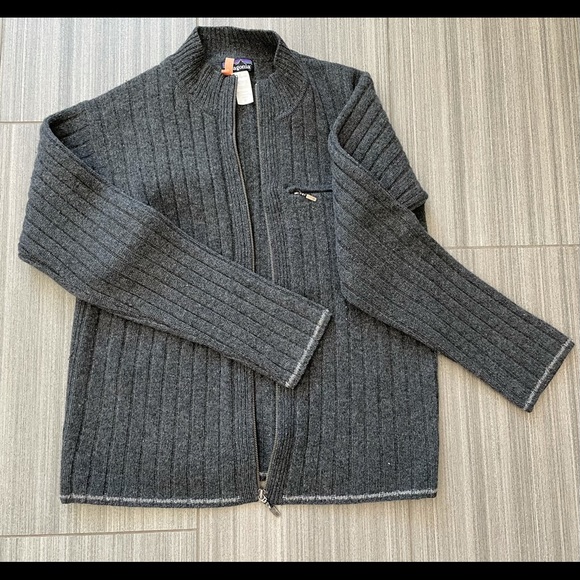 Patagonia Other - Patagonia men’s full zip carriage